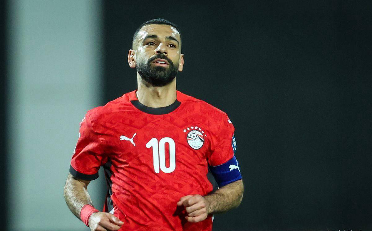 开云体育中国-萨拉赫连续十场比赛得分超过出色发挥，巴塞罗那不断突破！